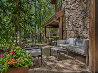 Enjoy the tranquility of this stunning outdoor living space, perfect for relaxation and entertaining.