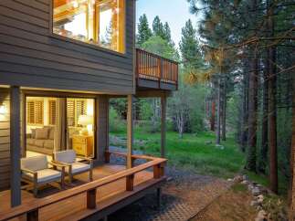 Discover the perfect blend of comfort and nature in this stunning property.