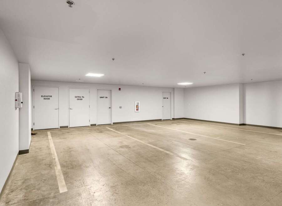 Discover secure and convenient parking in this well-maintained underground garage.