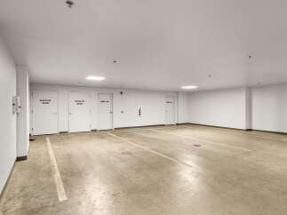 Discover secure and convenient parking in this well-maintained underground garage.