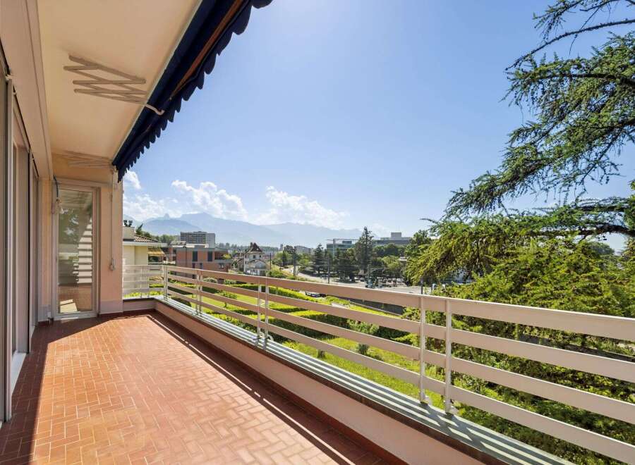 Enjoy breathtaking mountain views from this spacious balcony, perfect for outdoor relaxation and entertaining.