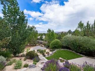 Discover an exquisite outdoor living space designed for relaxation and entertainment.
