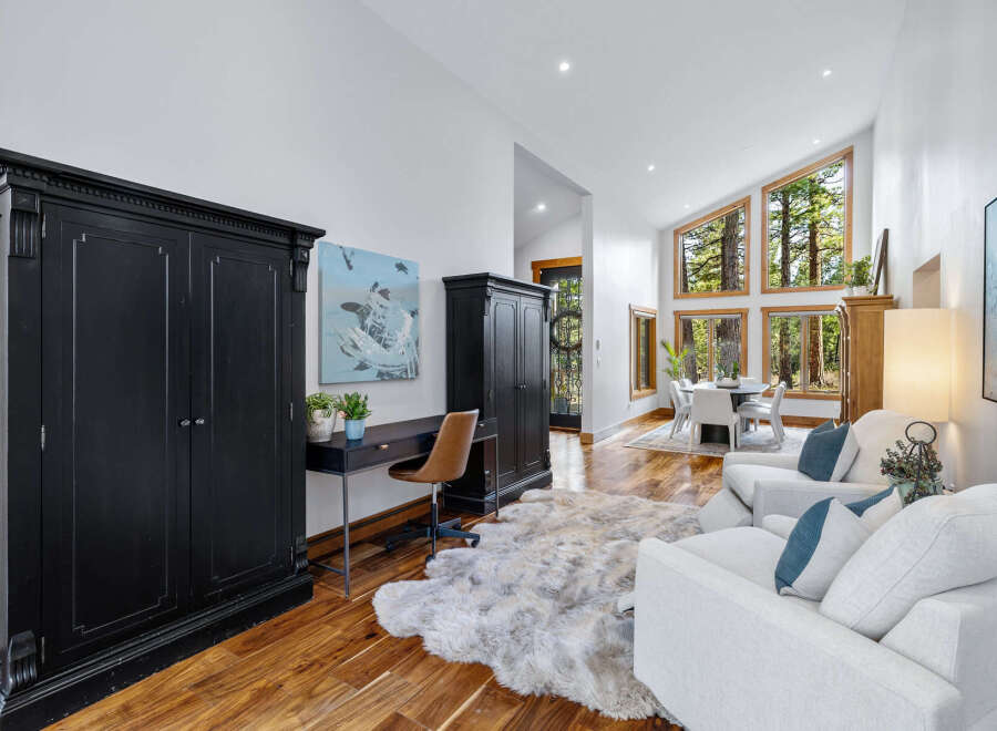 Experience the perfect blend of modern comfort and natural beauty in this stunning living space.