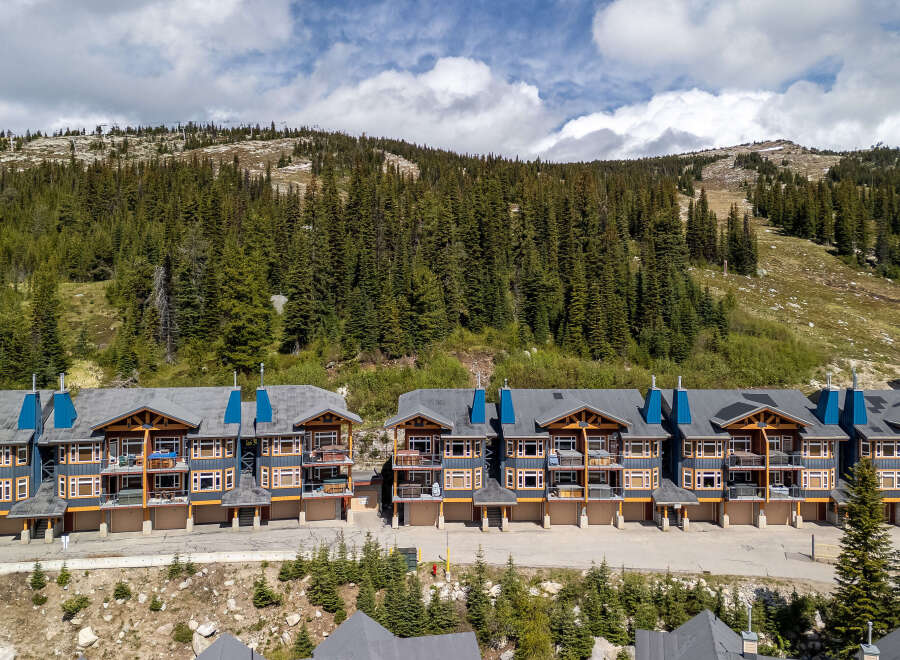 Experience mountain living in these stunning townhomes, perfect for ski enthusiasts and nature lovers.