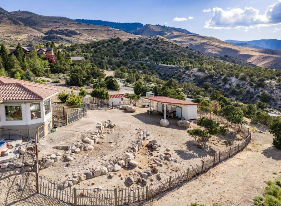 Discover this stunning property nestled in a picturesque mountain landscape, offering a unique blend of luxury and rural charm.