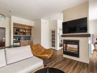 For Sale in Estérel with 1 Bedroom and 1 Bathroom