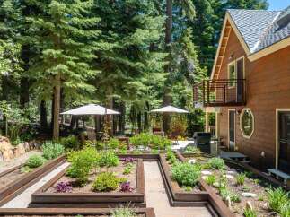 Discover this charming home with a beautifully landscaped garden, perfect for outdoor living and entertaining.