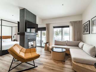 For Sale in Estérel with 1 Bedroom and 1 Bathroom