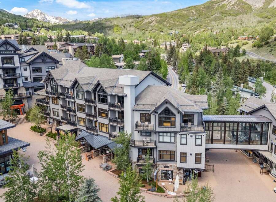 Experience luxury mountain living in this stunning property, featuring modern architecture and breathtaking views of the surrounding peaks.