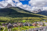 Experience luxury mountain living in this stunning modern home, nestled amidst the breathtaking scenery of the Canadian Rockies.