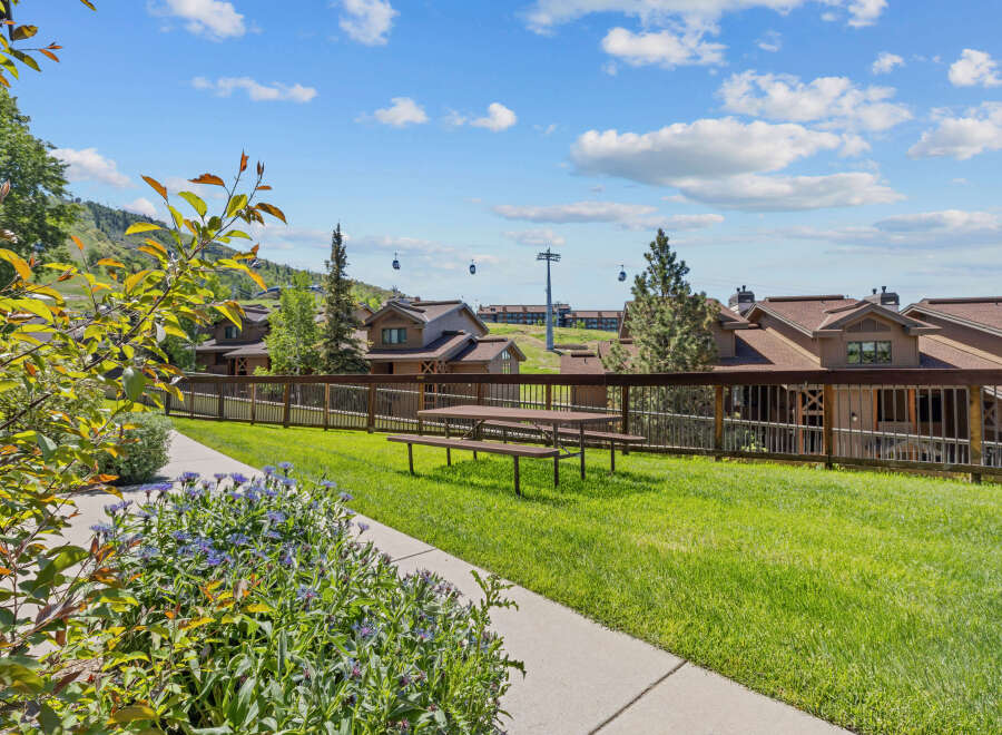 Enjoy the mountain lifestyle with this charming property featuring a picnic area perfect for outdoor dining and relaxation.