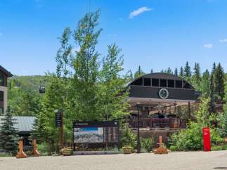 Experience the convenience of Snowmass Village with this prime location, offering easy access to ski lifts and mountain activities.
