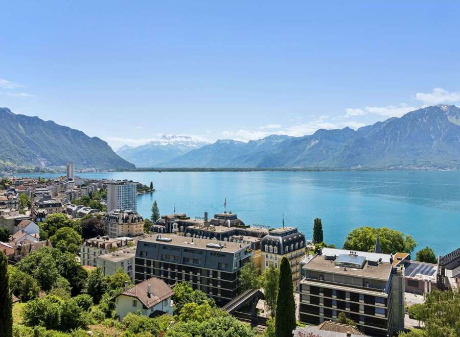 Experience breathtaking panoramic views of Lake Geneva and the majestic Alps from this stunning property.
