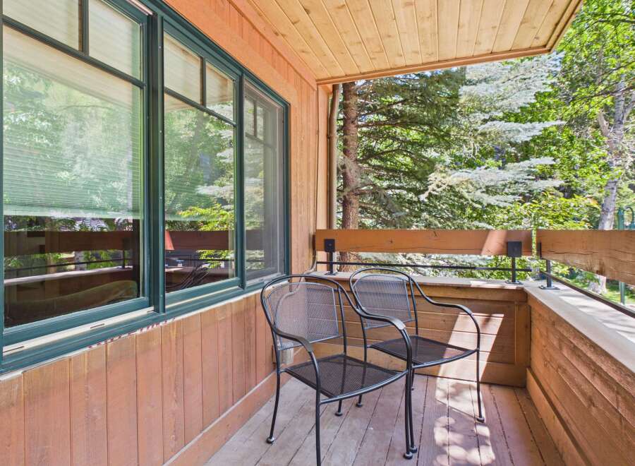 Enjoy the serene mountain views from this charming balcony, perfect for your morning coffee or evening relaxation.