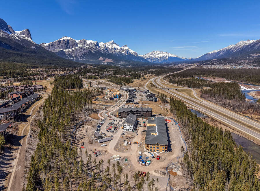 Discover this stunning new construction development nestled amidst breathtaking mountain scenery.