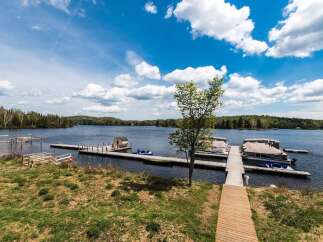 For Sale in Estérel with 1 Bedroom and 1 Bathroom