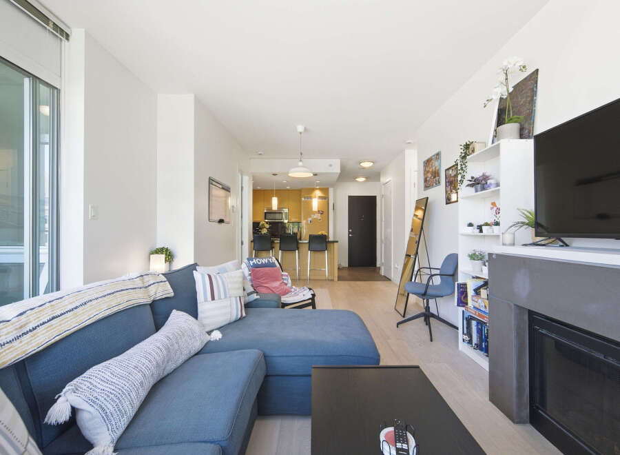 Experience modern living in this stylish condo featuring an open-concept layout perfect for entertaining.