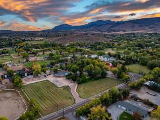 Experience luxury living in this expansive estate, perfect for equestrian enthusiasts.