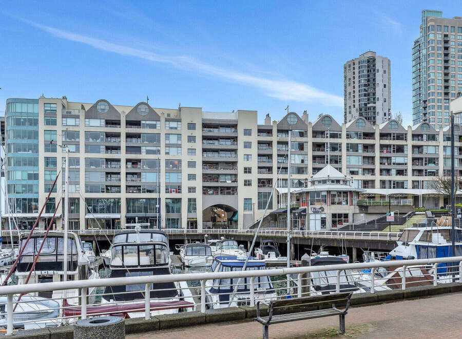 Experience waterfront living at its finest with this stunning property featuring a prime marina location.