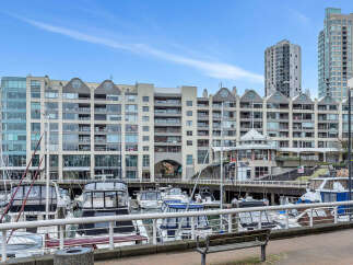 For Sale in Vancouver with 2 Beds and 2 Bathrooms