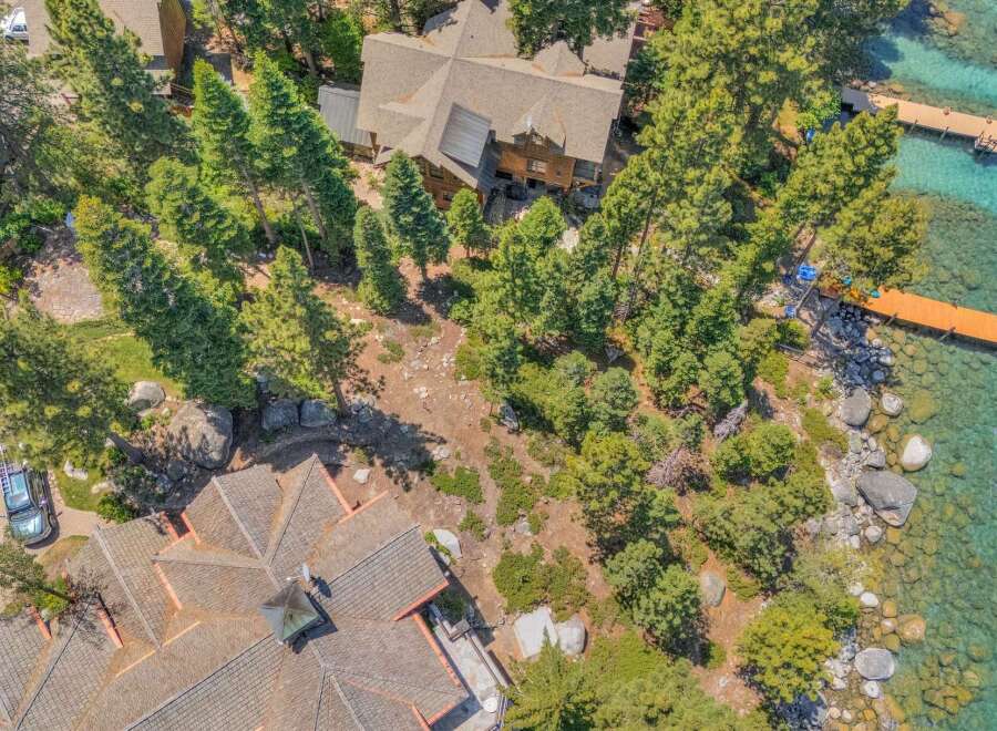 Discover this prime lakefront parcel offering unparalleled access to crystal-clear waters and stunning natural beauty.