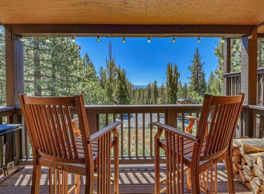 Enjoy breathtaking mountain views from this charming balcony, perfect for morning coffee or evening relaxation.