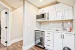 Discover this charming kitchenette, perfect for guests or a secondary living space.