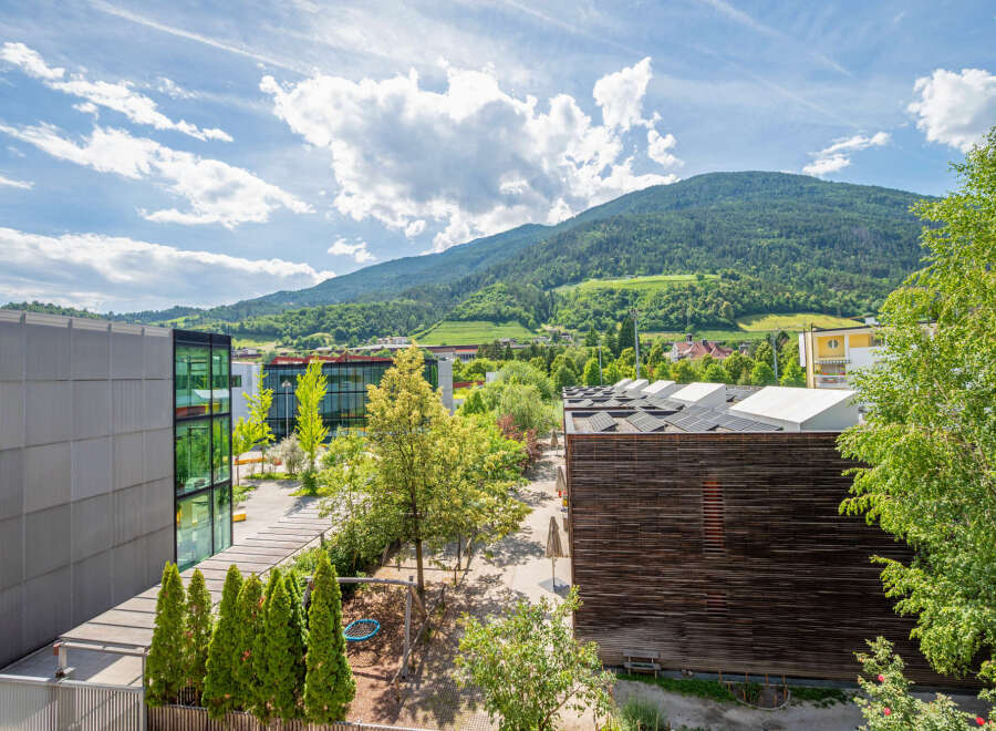 Discover modern architecture seamlessly integrated with nature in this stunning property.