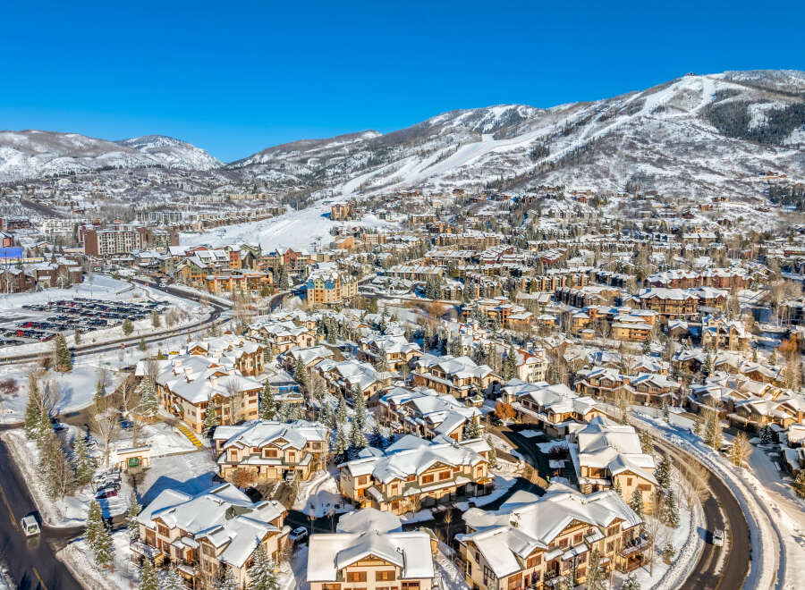 Experience the ultimate mountain lifestyle in this stunning ski resort town, nestled amidst snow-capped peaks and offering breathtaking panoramic views.