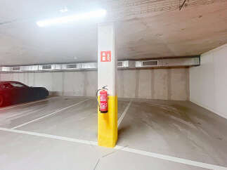 Discover secure and convenient parking in this well-maintained underground garage.