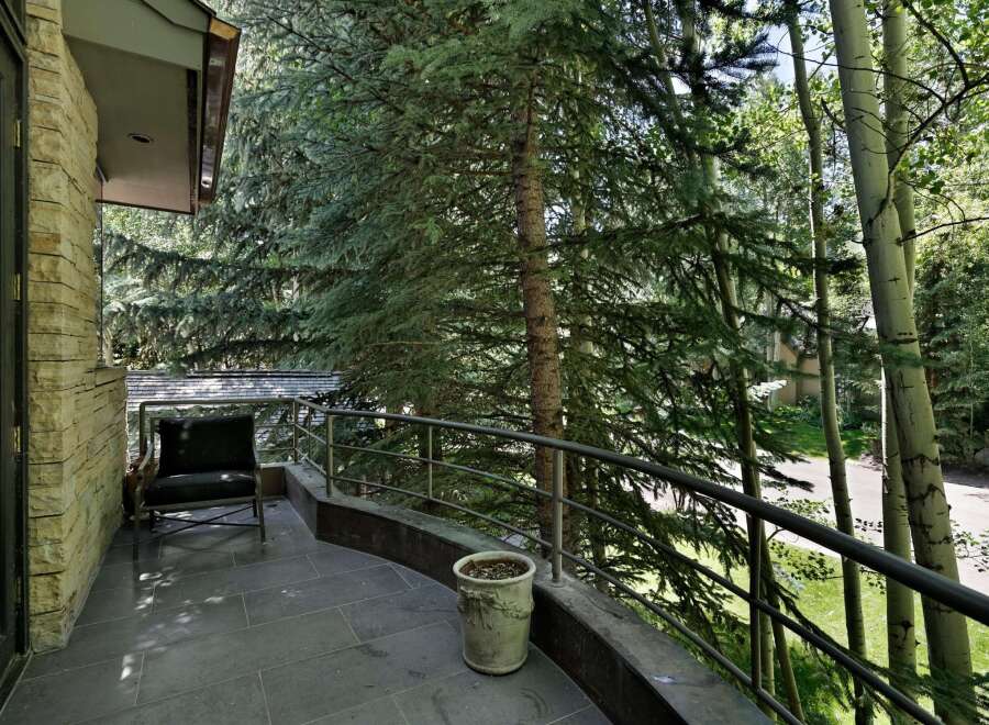 Enjoy the serene mountain views from this charming balcony, perfect for morning coffee or evening relaxation.