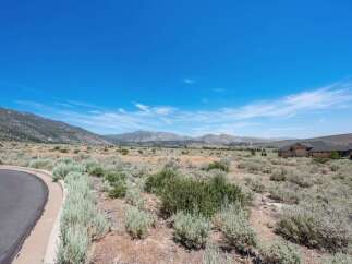 Discover breathtaking mountain views from this stunning property, offering a serene escape amidst natural beauty.