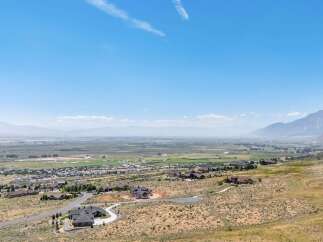 Discover breathtaking panoramic views from this stunning property, offering a serene escape into nature.