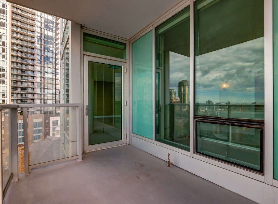 Enjoy breathtaking city views from this spacious balcony, perfect for relaxing or entertaining.