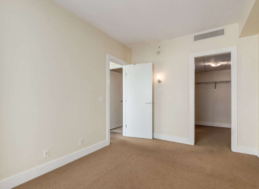 Discover the potential of this versatile room, perfect for a home office or additional bedroom.