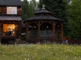 Experience rustic charm and natural beauty with this stunning property.