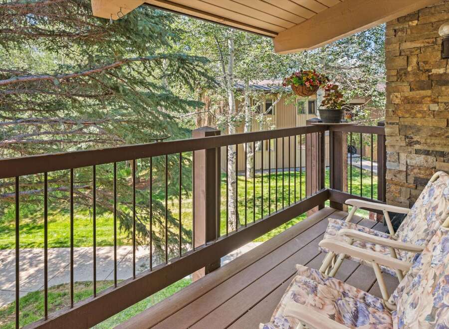 Enjoy the serene mountain views from this charming balcony, perfect for morning coffee or evening relaxation.