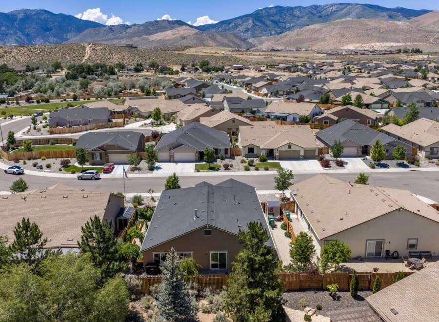 Discover this charming home nestled in a picturesque neighborhood with stunning mountain views.