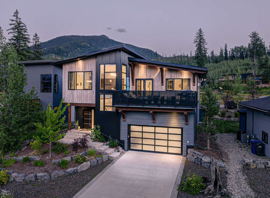 Experience modern mountain living in this stunning architectural home.