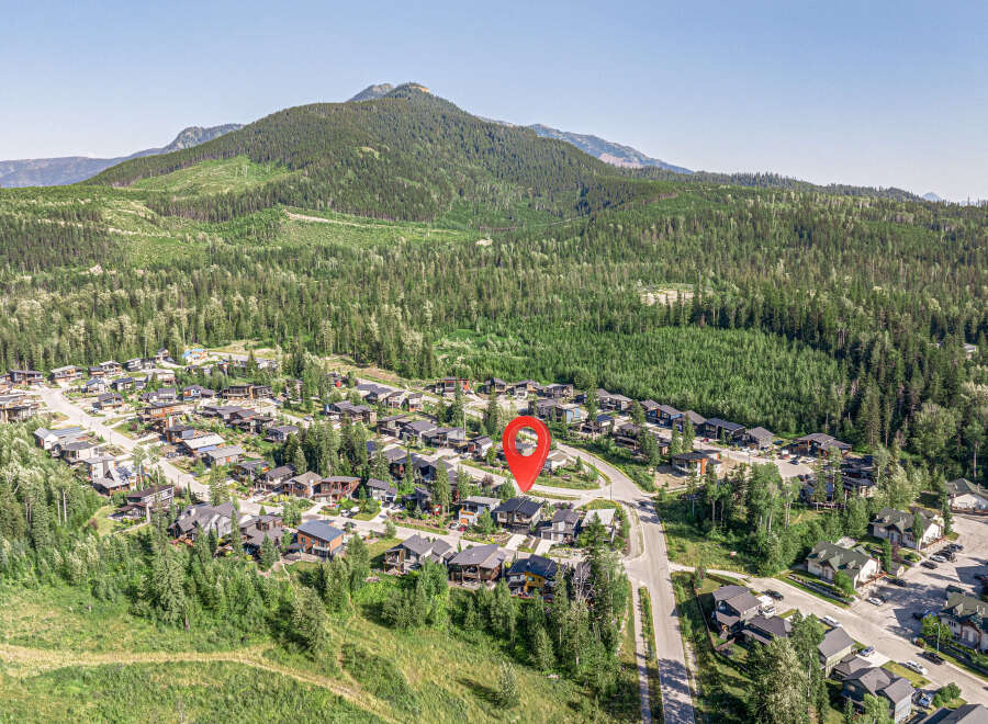 Discover this stunning mountain community offering modern homes nestled amidst lush forests and scenic vistas.