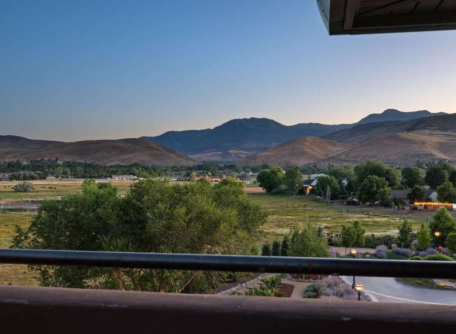 Experience breathtaking mountain views from this stunning property, perfect for those seeking tranquility and natural beauty.