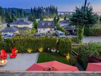 For Sale in West Vancouver with 5 Bedrooms