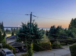 For Sale in West Vancouver with 5 Bedrooms