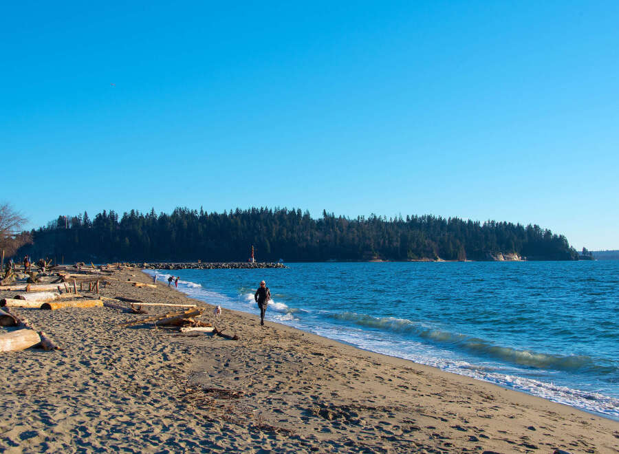 Experience coastal living at its finest with this stunning beachfront property, offering direct access to sandy shores and the sparkling blue ocean.