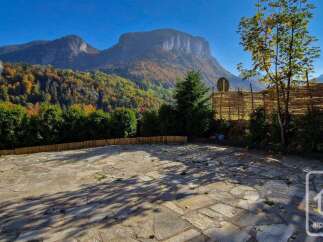 Experience breathtaking mountain views from this stunning property, perfect for those seeking tranquility and natural beauty.