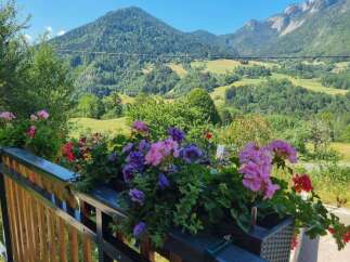 House in Le Biot with 5 Bedrooms and 4 Bathrooms