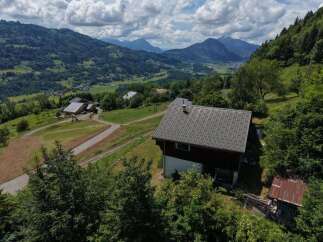 Nestled in a picturesque mountain landscape, this property offers stunning panoramic views of the valley and surrounding peaks.