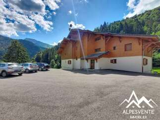 Discover this charming property nestled in a serene mountain setting, perfect for those seeking tranquility and natural beauty.