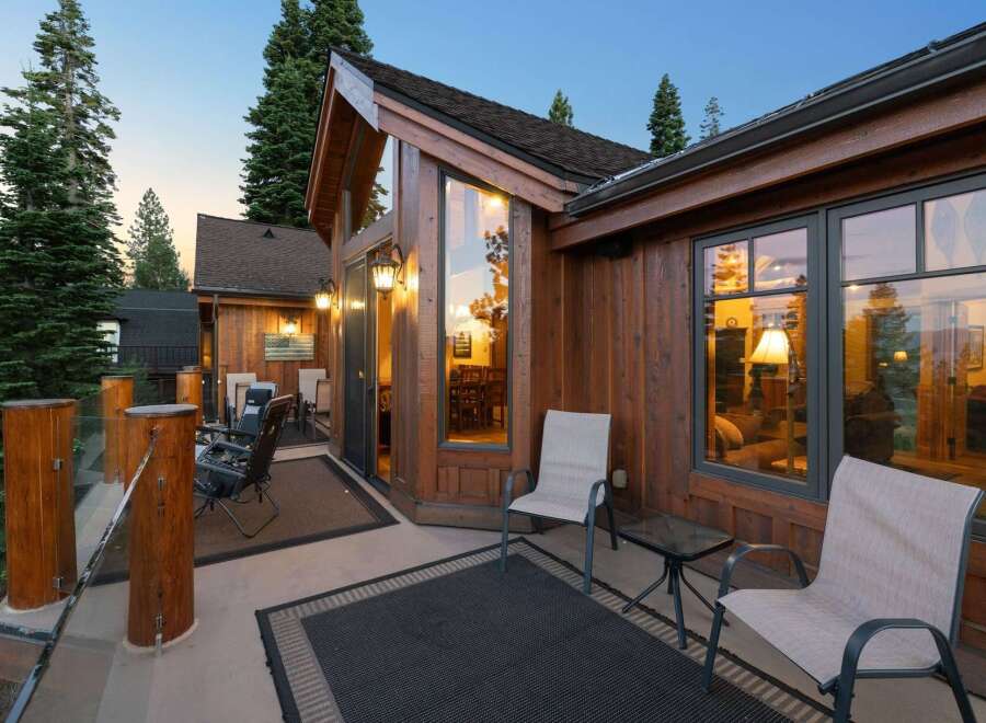 Experience the perfect blend of rustic charm and modern comfort with this stunning mountain retreat.