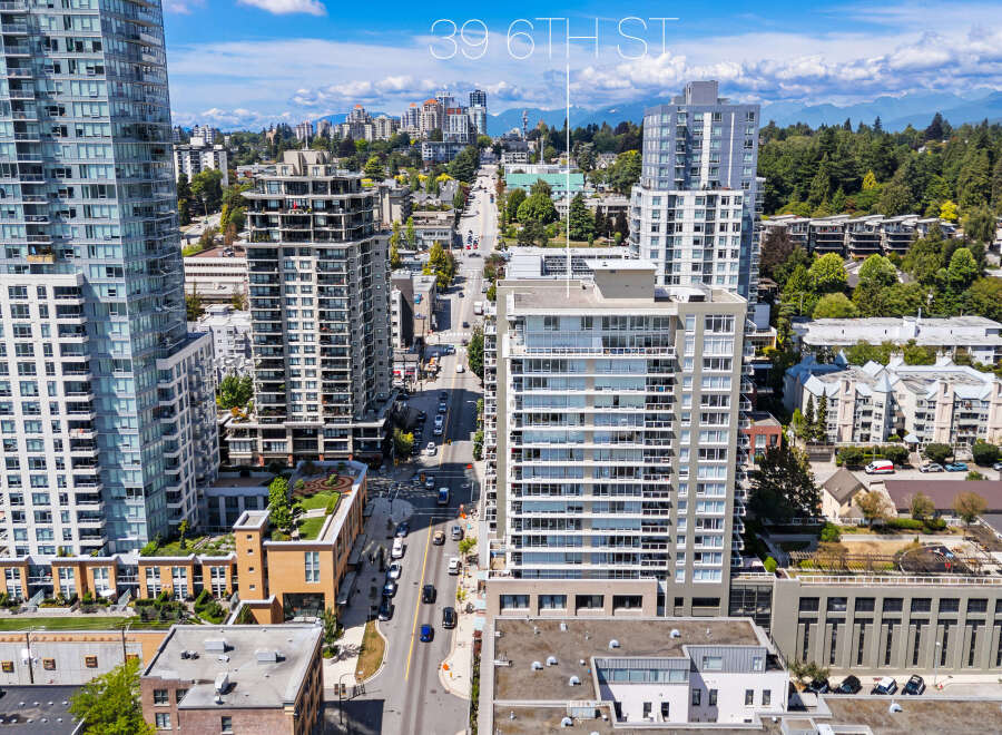 Experience urban living at its finest in this stunning high-rise apartment building, offering breathtaking city and mountain views.